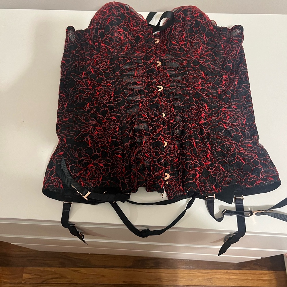 brand new savage x corset